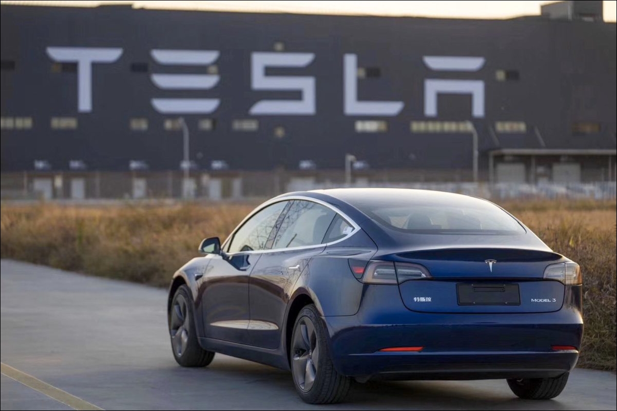 Tesla 協助中國廣東警方調查 Model Y 嚴重車禍並做出回應! 1 Model Y,剎車失靈,Tesla