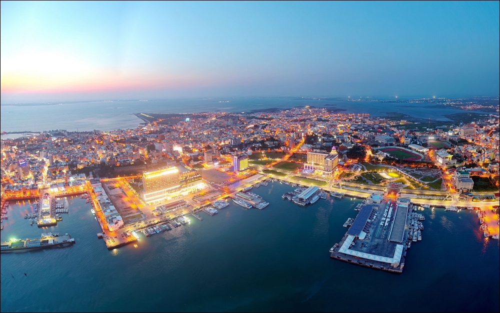 Tesla 菊島純電之旅活動,澎湖海天一色之中的夢幻旅程! 3 Tesla,菊島純電之旅