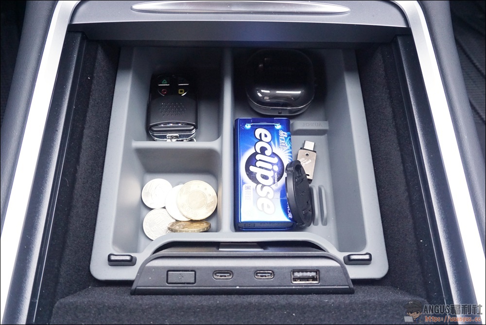 特斯拉配件 Model 3 新車主推薦高質感三件組,中控收納盒/杯架/LED Hub! 9 特斯拉配件,JOWUA,model 3