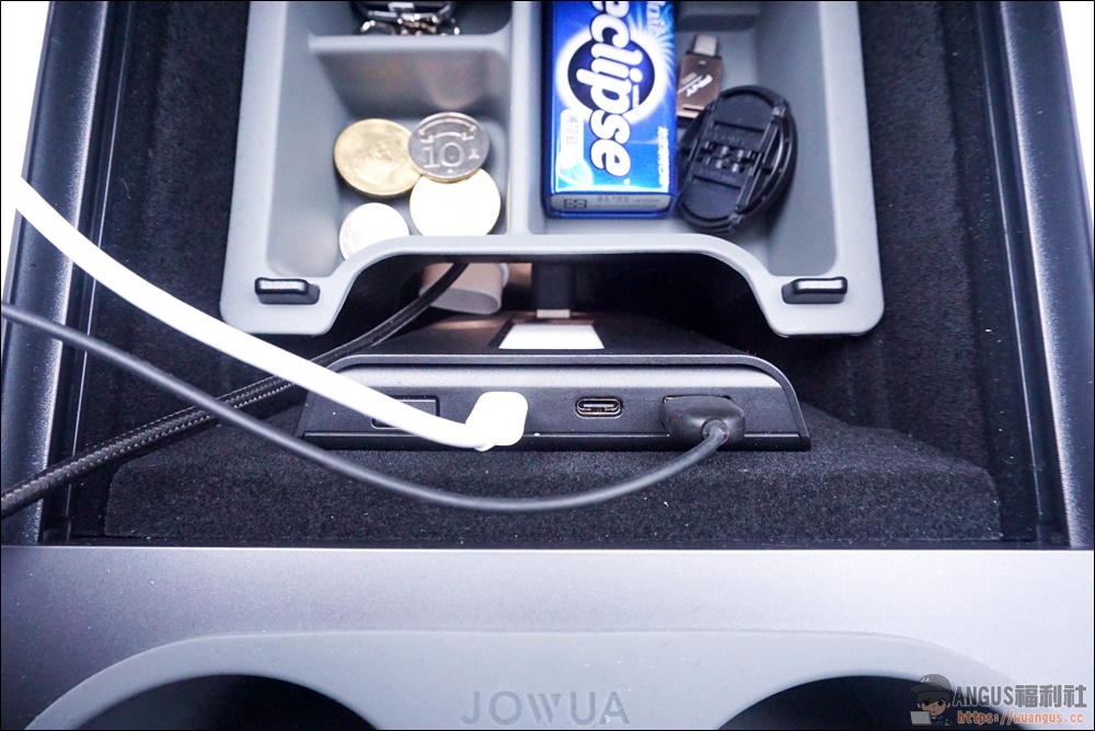 特斯拉配件 Model 3 新車主推薦高質感三件組,中控收納盒/杯架/LED Hub! 25 特斯拉配件,JOWUA,model 3